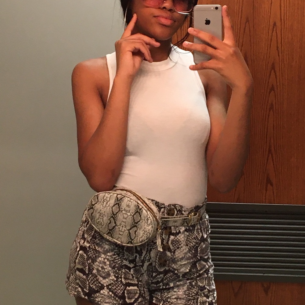 White Tank top, shirt and red/white nike shoes